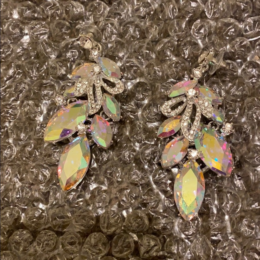 Statement necklace and earrings - Picture 9 of 9